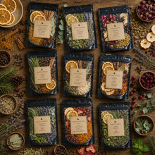Load image into Gallery viewer, Simmer Pot Kit | Home Fragrance | Stovetop Potpourri | Housewarming Gift | Natural Home Scent | Cozy Simmering Pot | Organic Botanical Blend